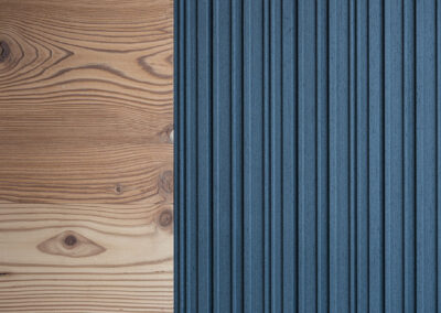 Dettaglio rigatino parete dell’hotel, fotografia architettonica d’interni.