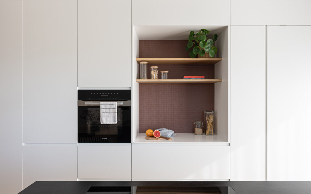 CLAUDIA UGOLINI DESIGNER